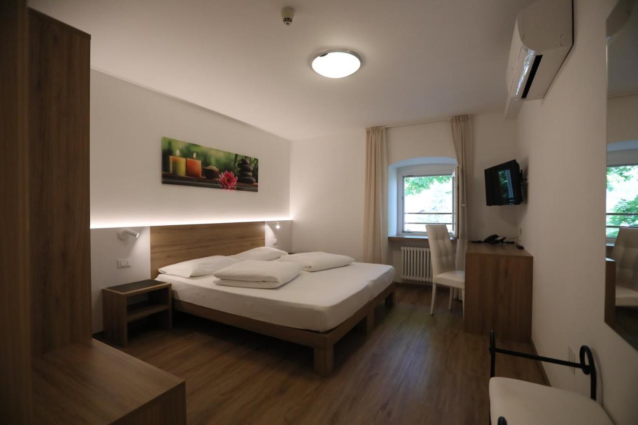 Hotel Stampfer Laives Esterno foto