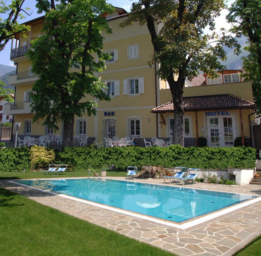 Hotel Stampfer Laives Esterno foto