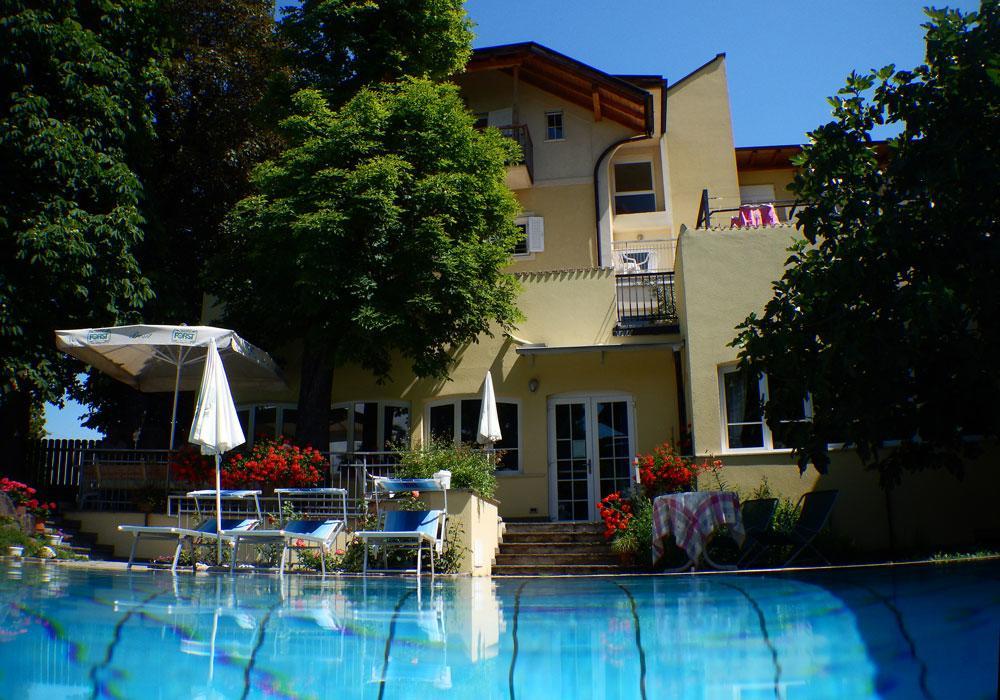 Hotel Stampfer Laives Esterno foto